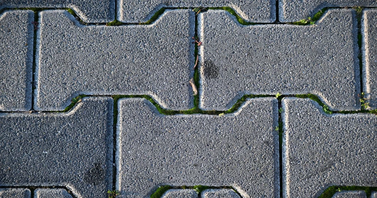 Entrée de garage en pavé uni au Québec
